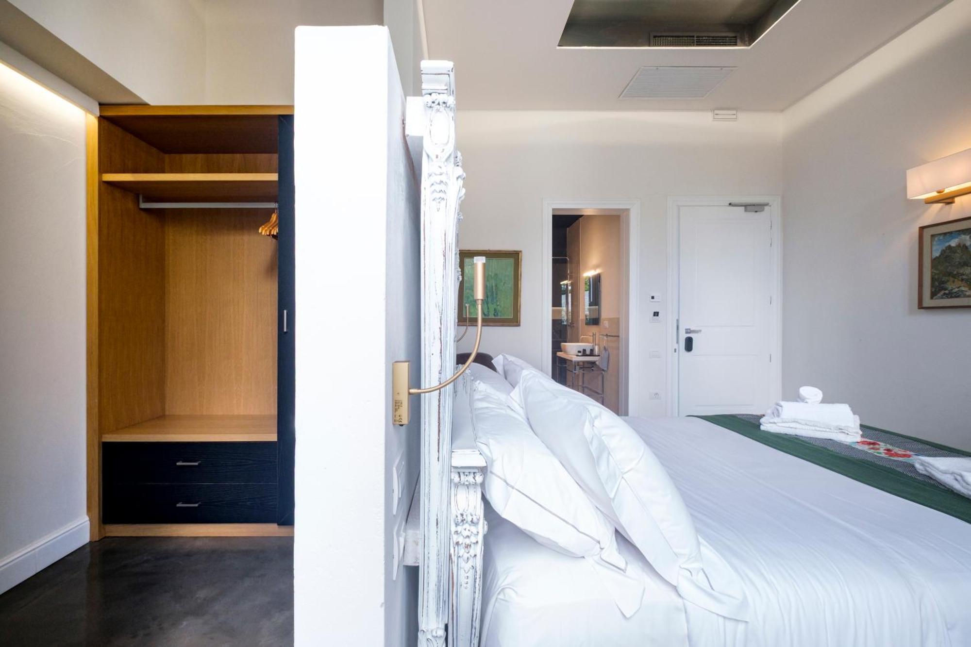 Kemani Villa Sara Olbia Phòng bức ảnh